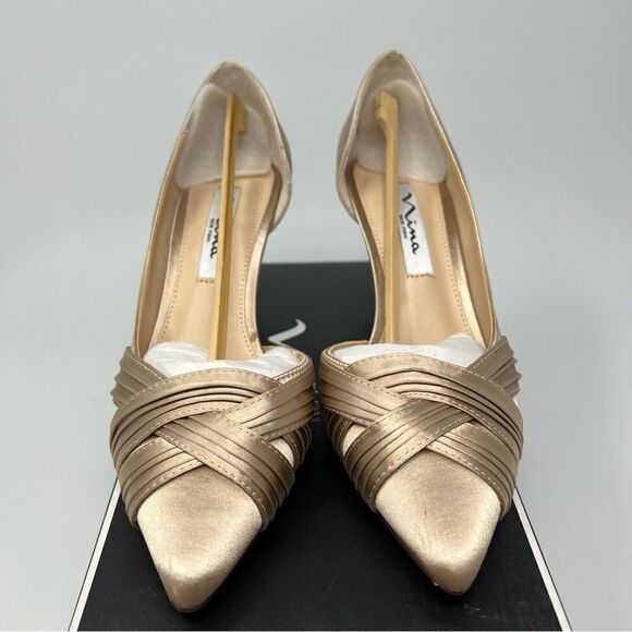 Nina Blakely Satin Pumps - Picture 2 of 8